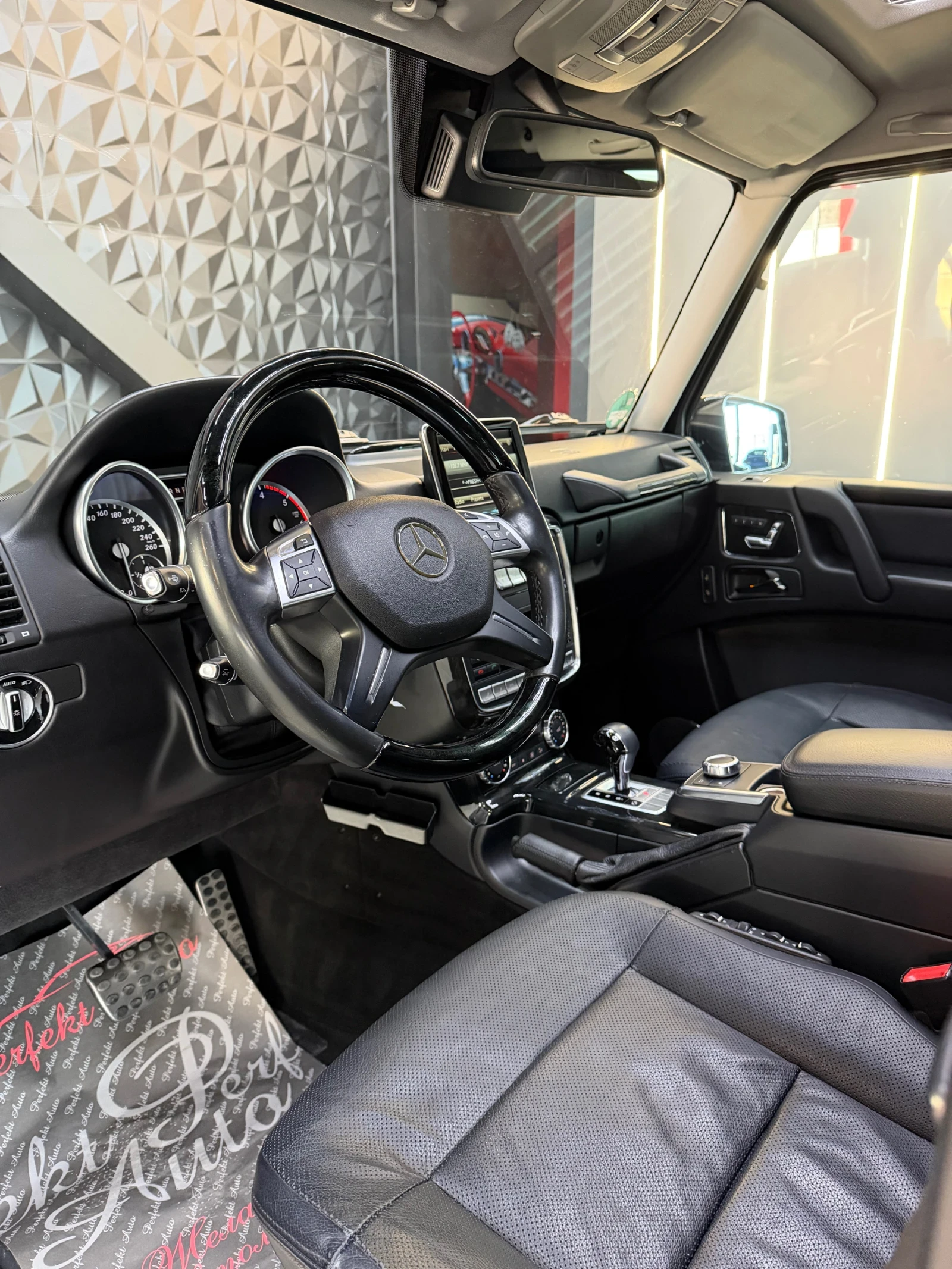 Mercedes-Benz G 350 BLUETEC * 4 MATIC * ШИБЕДАХ * , снимка 8 - Автомобили и джипове - 53785239