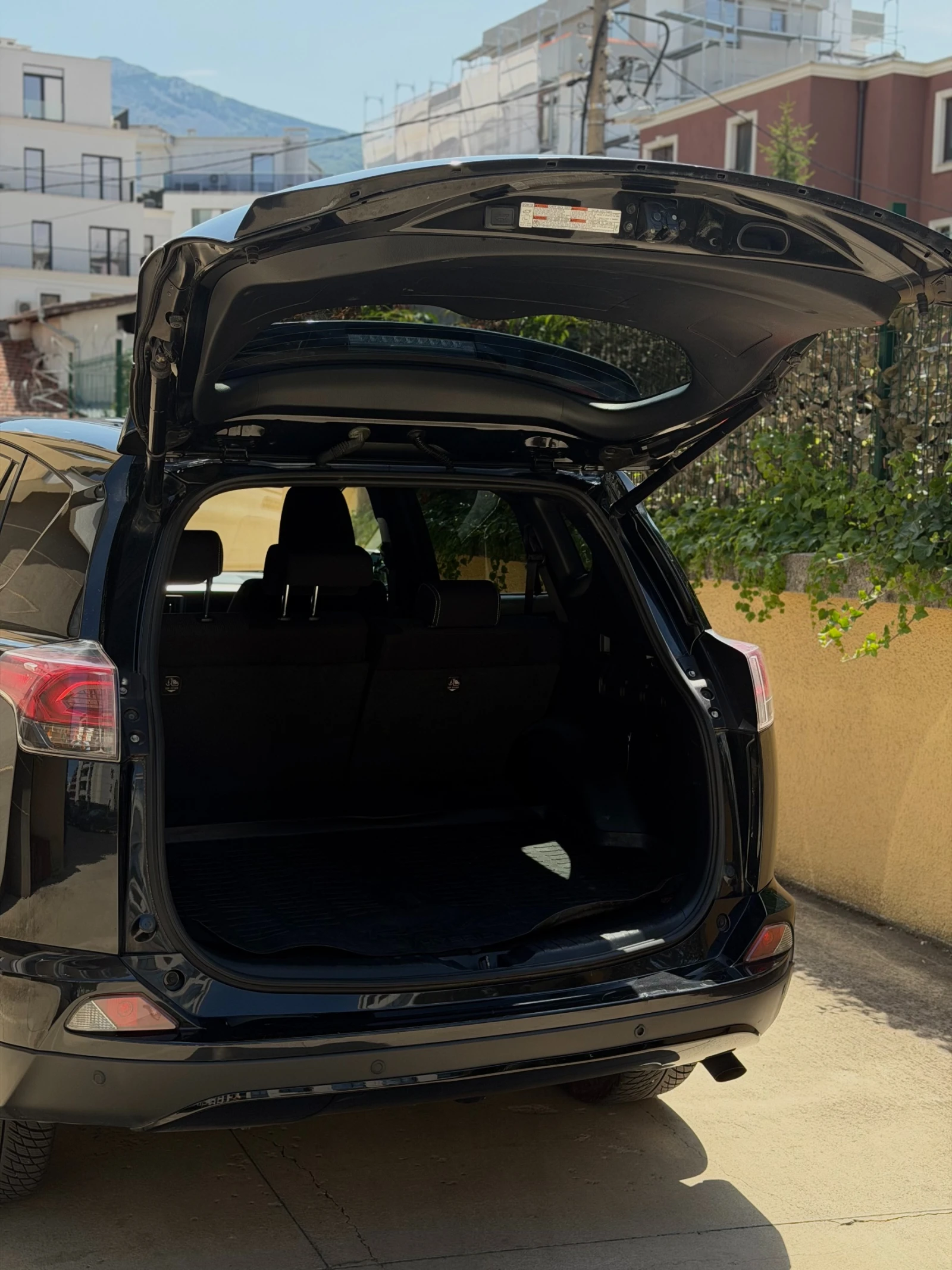 Toyota Rav4, снимка 5 - Автомобили и джипове - 55525606