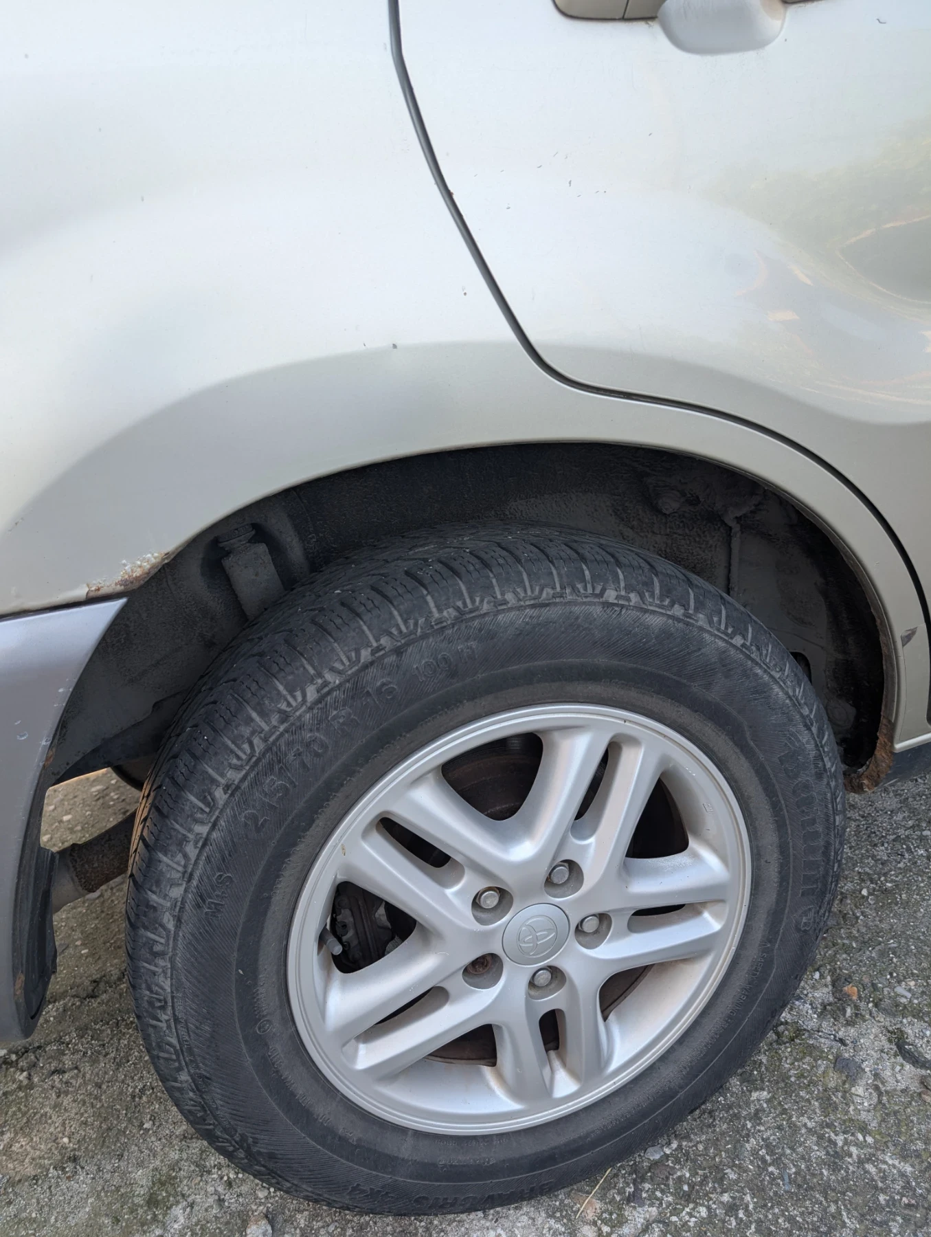 Toyota Rav4, снимка 7 - Автомобили и джипове - 55710921
