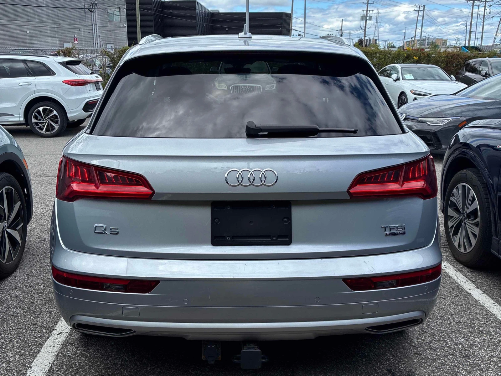 Audi Q5 * Technik * CARFAX * ОПЦИЯ ЗА ФИНАНСИРАНЕ , снимка 4 - Автомобили и джипове - 55850095