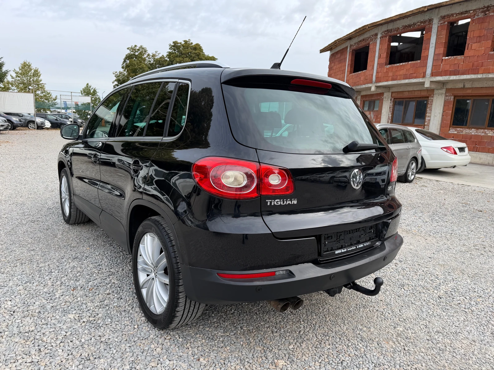 VW Tiguan 2.0TDI-140k.s-4x4-NAVI-PANORAMA-XENON-FULL, снимка 4 - Автомобили и джипове - 56230893