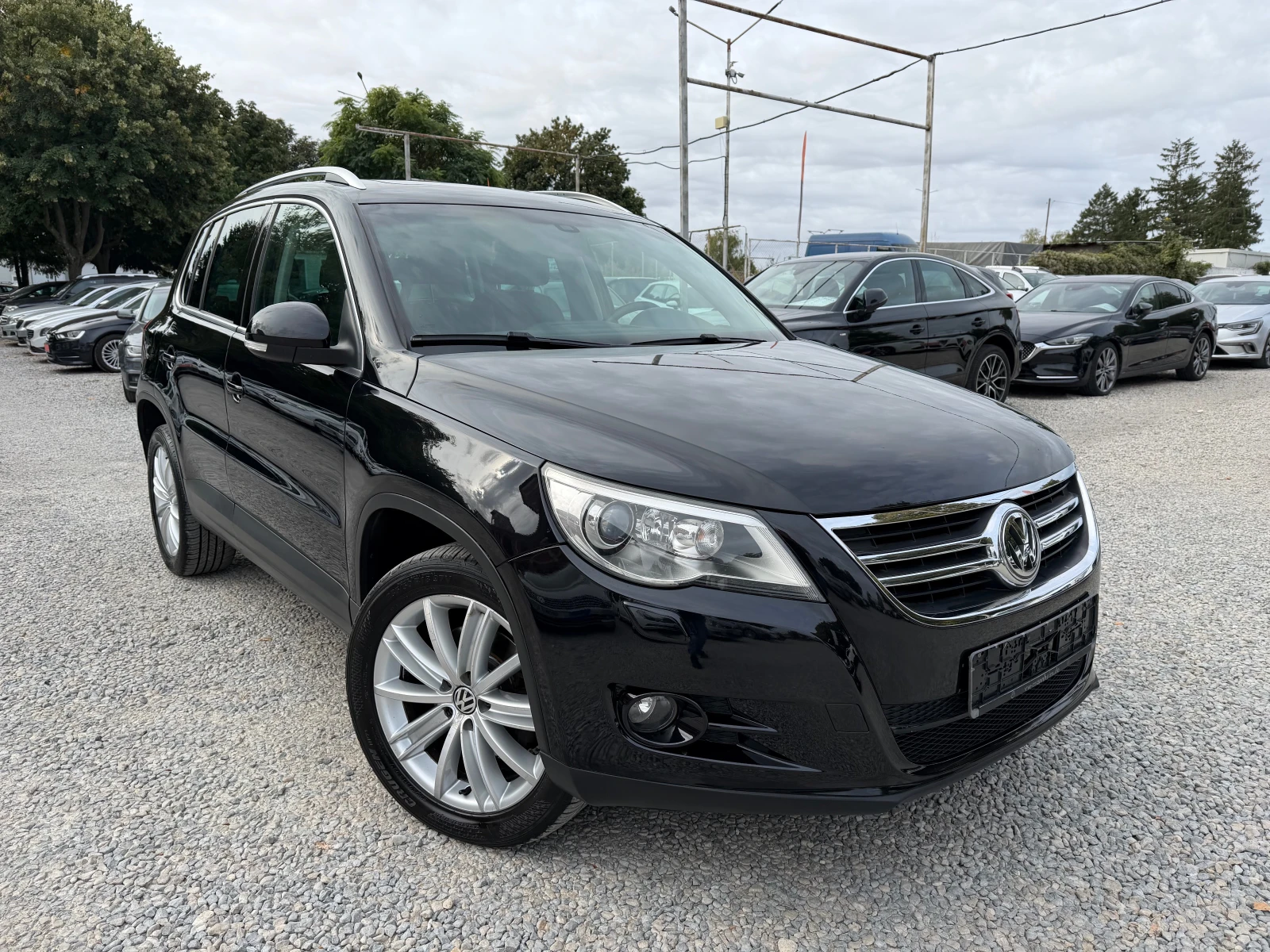 VW Tiguan 2.0TDI-140k.s-4x4-NAVI-PANORAMA-XENON-FULL