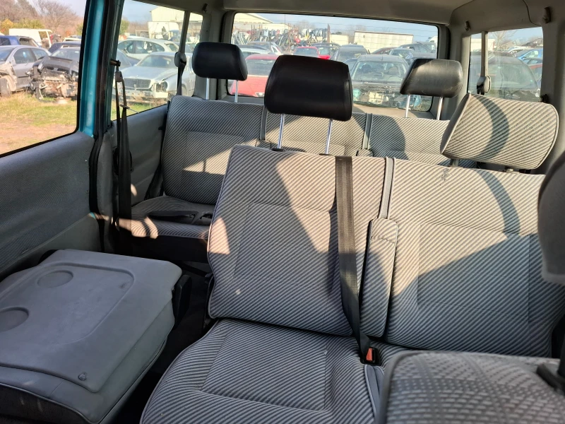 VW Caravelle Т4 2.4D Caravelle, снимка 9 - Бусове и автобуси - 51491408
