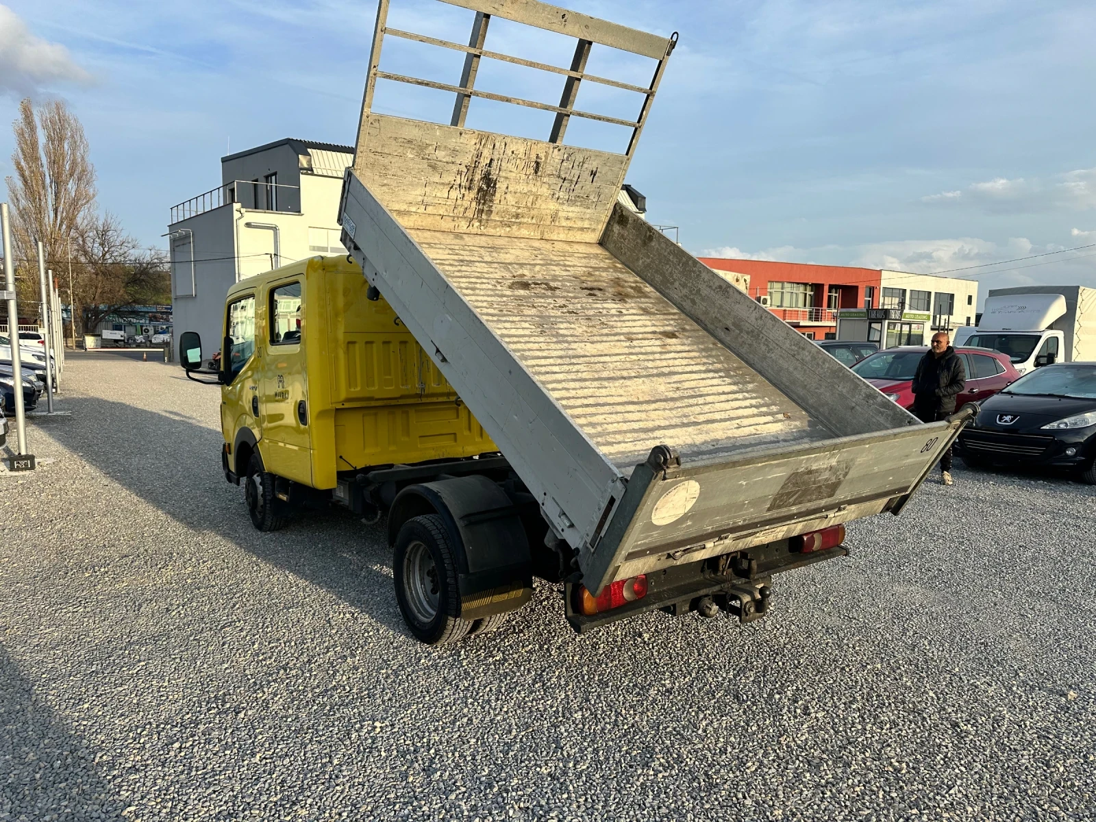 Renault Maxity 150.35L2 - изображение 6