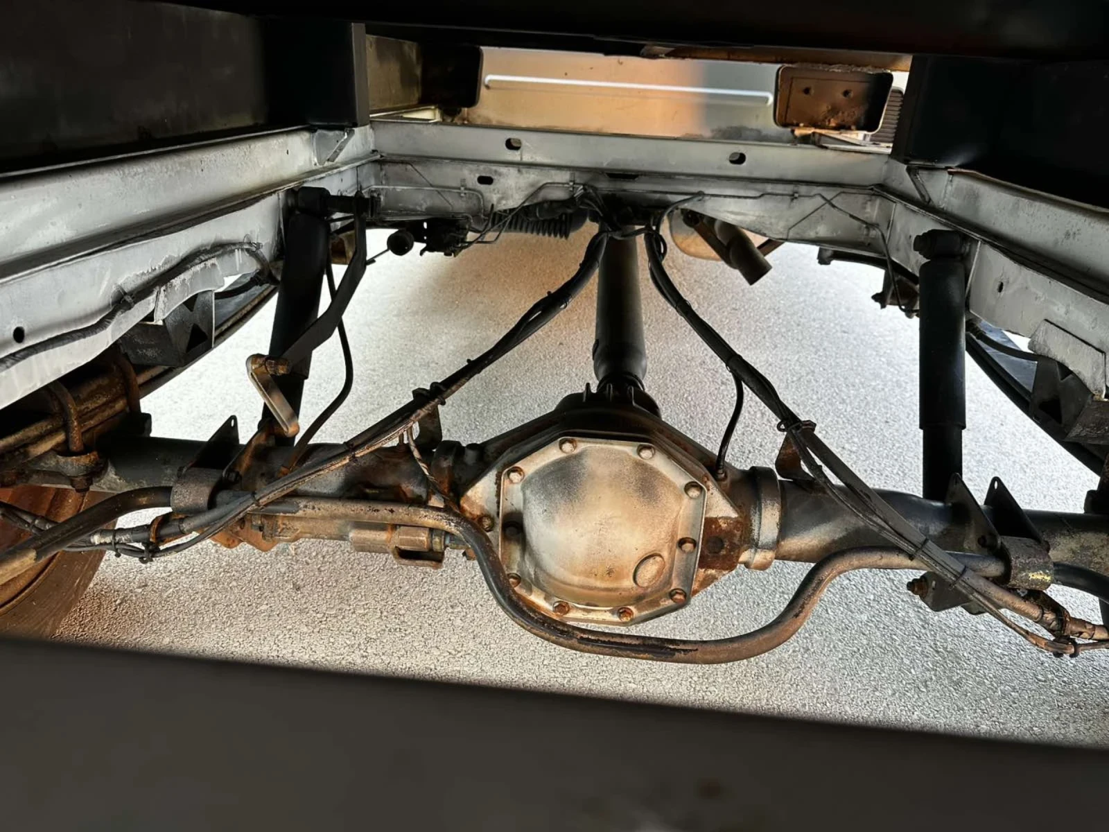 Mercedes-Benz 308, снимка 12 - Бусове и автобуси - 53821093