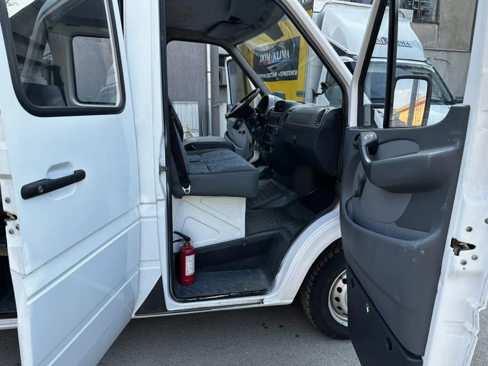 Mercedes-Benz 308, снимка 8 - Бусове и автобуси - 53821093