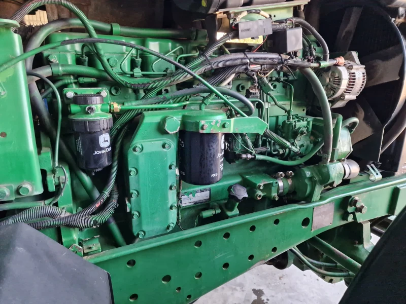 Трактор John Deere 7700, снимка 15 - Селскостопанска техника - 50640387