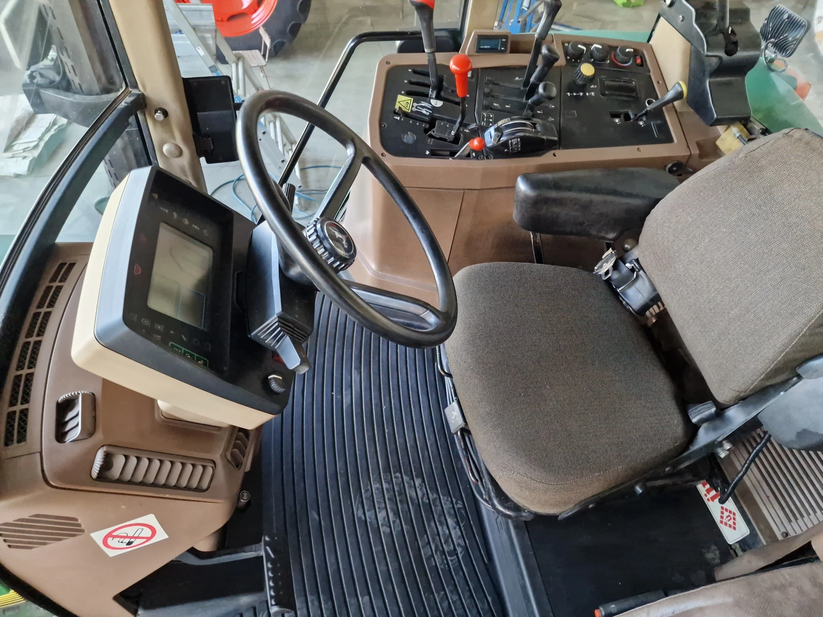  John Deere 7700 | Mobile.bg   12