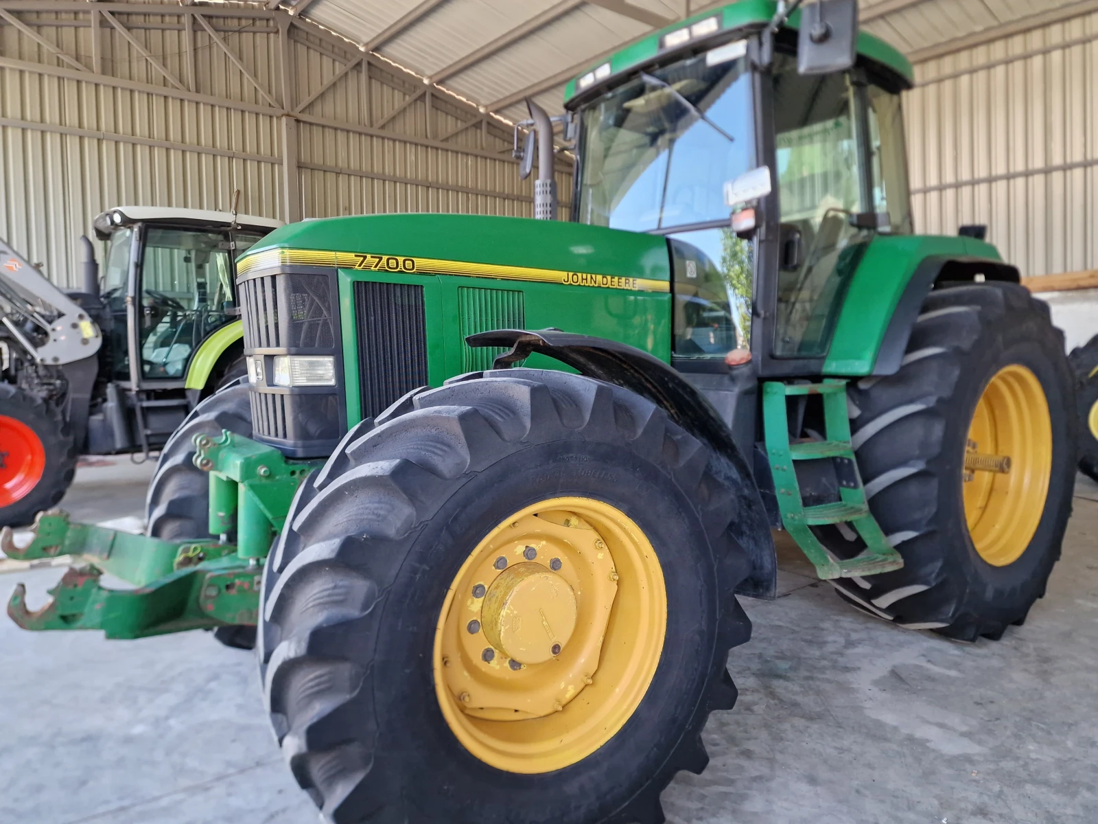  John Deere 7700 | Mobile.bg   1