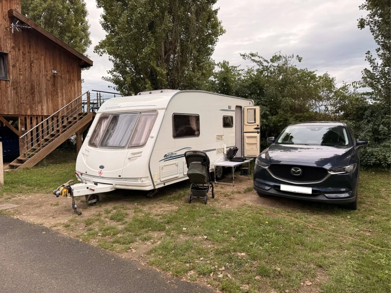 Каравана Други Sterling Eccles Emerald, снимка 6 - Каравани и кемпери - 53067531