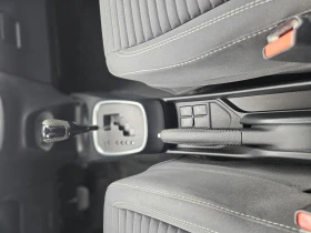 Toyota Yaris Elegance 1.5 e-CVT, снимка 12