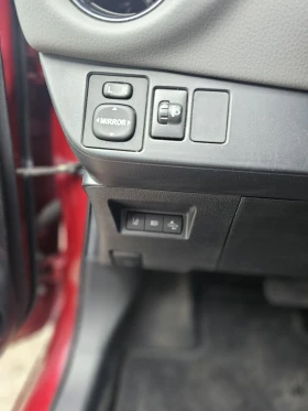Toyota Yaris Elegance 1.5 e-CVT, снимка 11