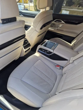 BMW 750 730D xDrive и 750i M-SPORT xDrive 2БРОЯ, снимка 15