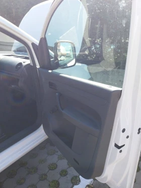 VW Caddy 1.6, снимка 7
