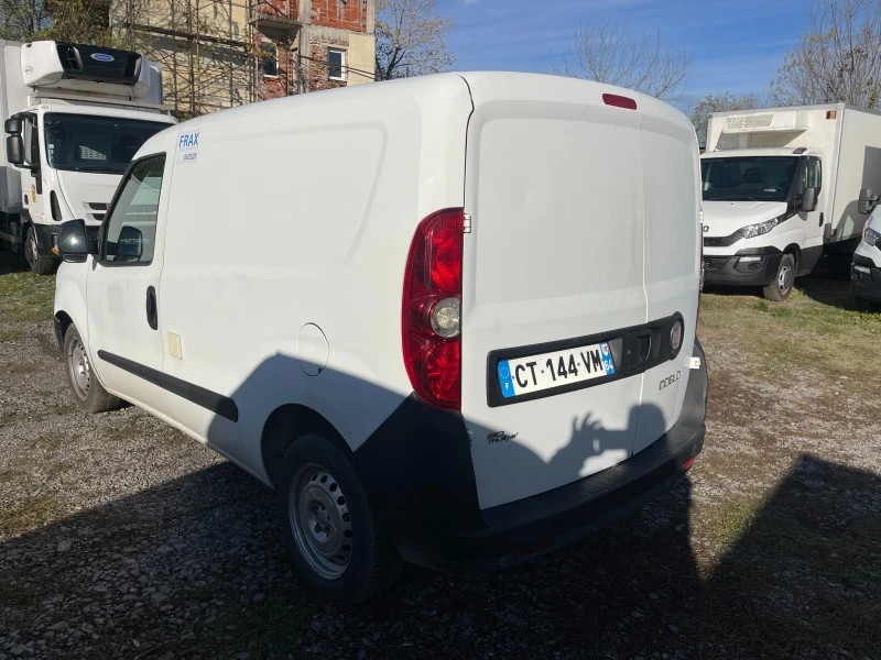 Fiat Doblo 1,3 Multidjet, снимка 4 - Автомобили и джипове - 43070821