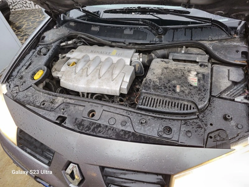 Renault Megane, снимка 9 - Автомобили и джипове - 49508994