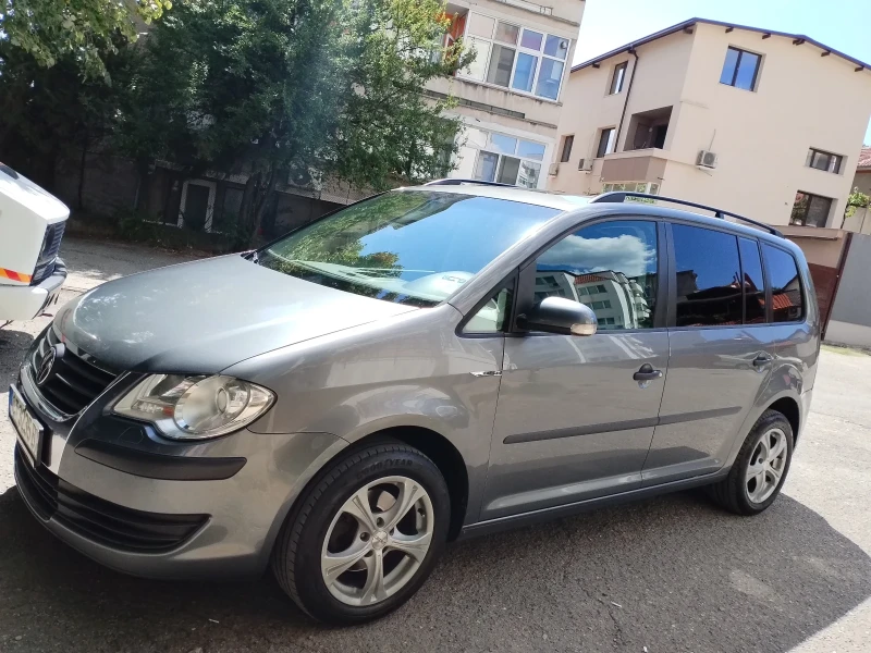 VW Touran, снимка 3 - Автомобили и джипове - 47306916