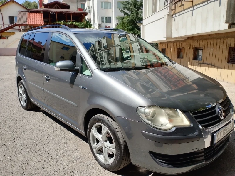 VW Touran, снимка 2 - Автомобили и джипове - 47306916