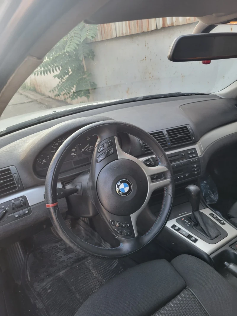 BMW 330, снимка 6 - Автомобили и джипове - 48084844