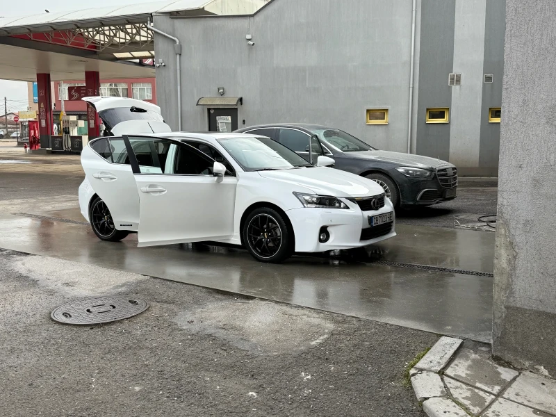 Lexus CT 200h, снимка 6 - Автомобили и джипове - 49581119