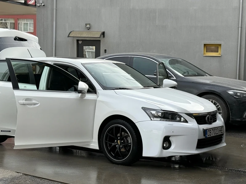 Lexus CT 200h, снимка 5 - Автомобили и джипове - 49581119