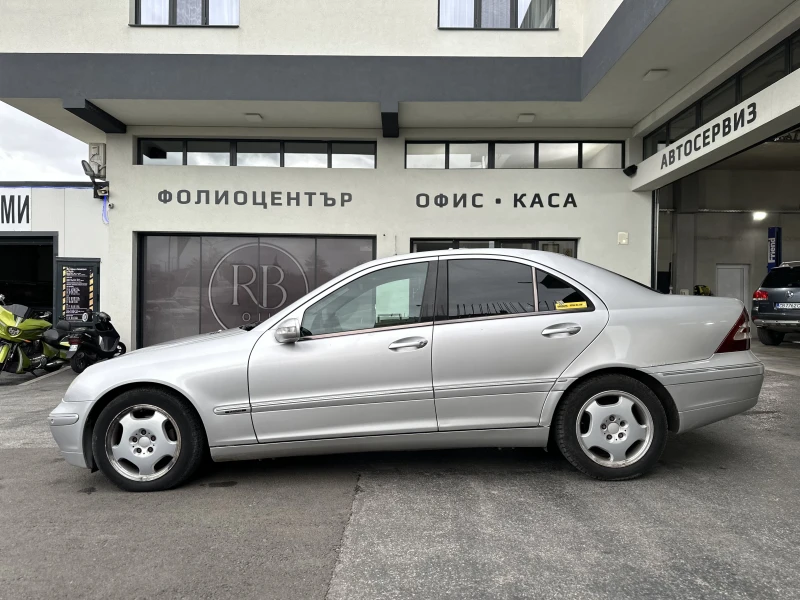 Mercedes-Benz C 200 Kompressor, снимка 5 - Автомобили и джипове - 52138760