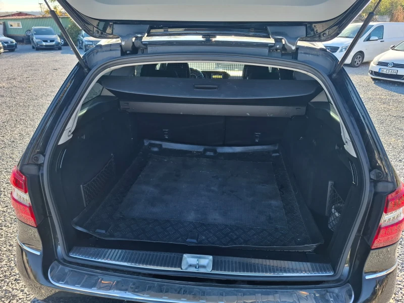 Mercedes-Benz E 200, снимка 4 - Автомобили и джипове - 52881593