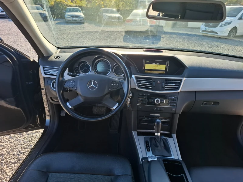 Mercedes-Benz E 200, снимка 9 - Автомобили и джипове - 52881593