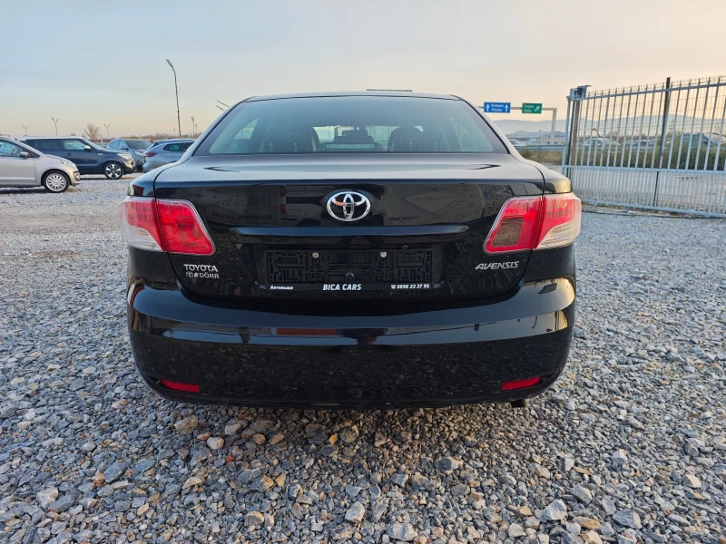 Toyota Avensis 1.8i , снимка 5 - Автомобили и джипове - 52455031