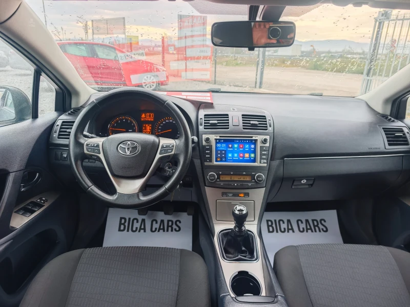 Toyota Avensis 1.8i , снимка 9 - Автомобили и джипове - 52455031