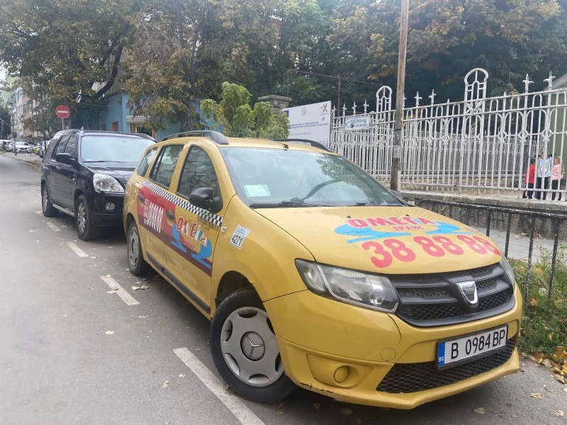 Dacia Lodgy, снимка 2 - Автомобили и джипове - 52455752