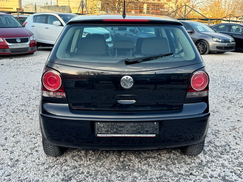 VW Polo, снимка 6 - Автомобили и джипове - 52492345