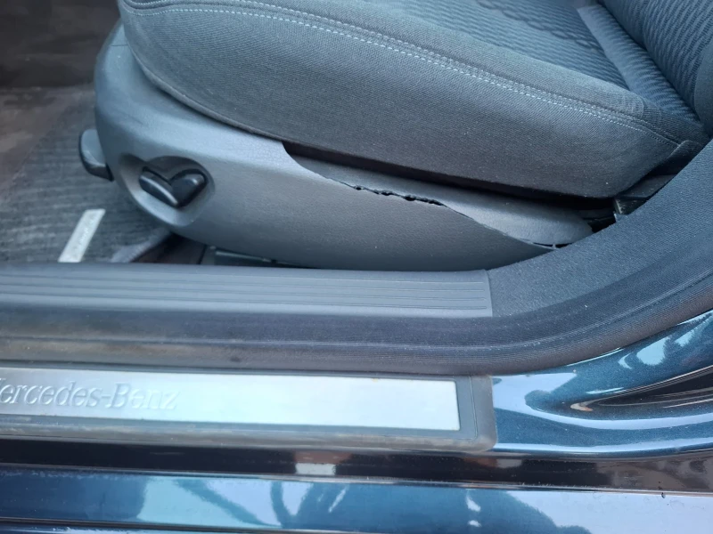 Mercedes-Benz E 200, снимка 10 - Автомобили и джипове - 52973106