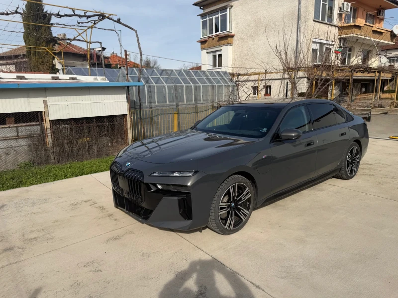 BMW 750 750е Plug- in hybrid, снимка 3 - Автомобили и джипове - 53537217