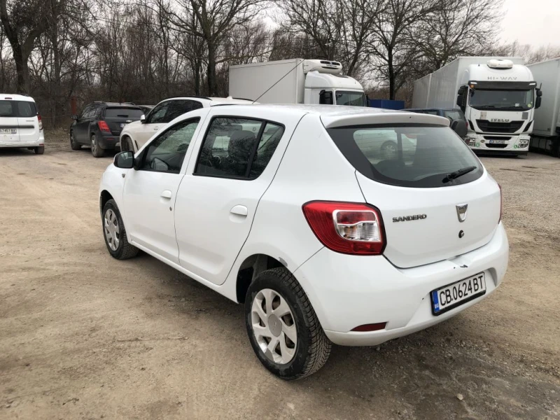 Dacia Sandero 1.50 TSI, снимка 3 - Автомобили и джипове - 53596292
