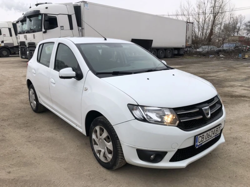 Dacia Sandero 1.50 TSI, снимка 2 - Автомобили и джипове - 53596292