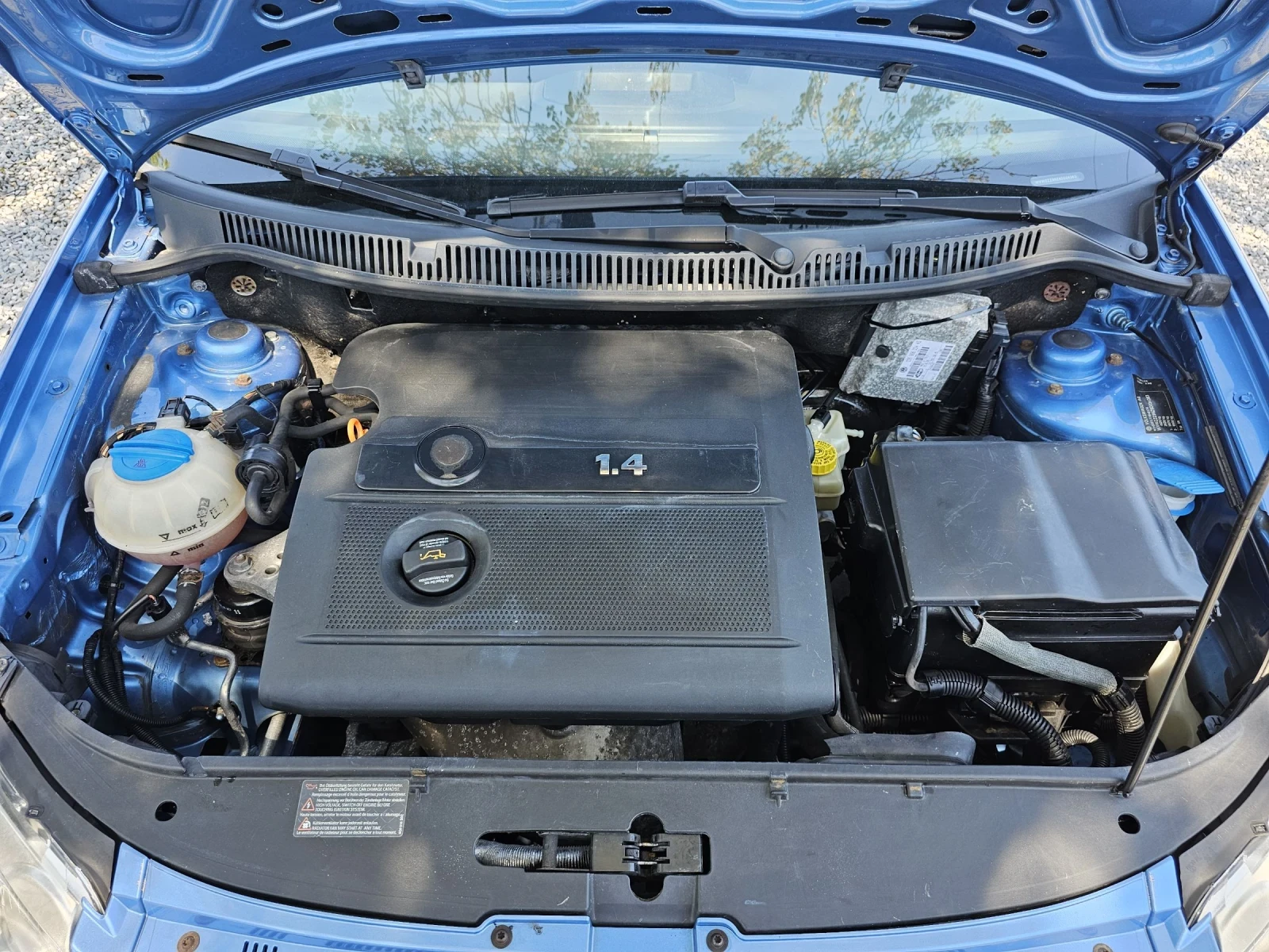 VW Polo 1.4i 75k.s AUTOMAT | Mobile.bg   11