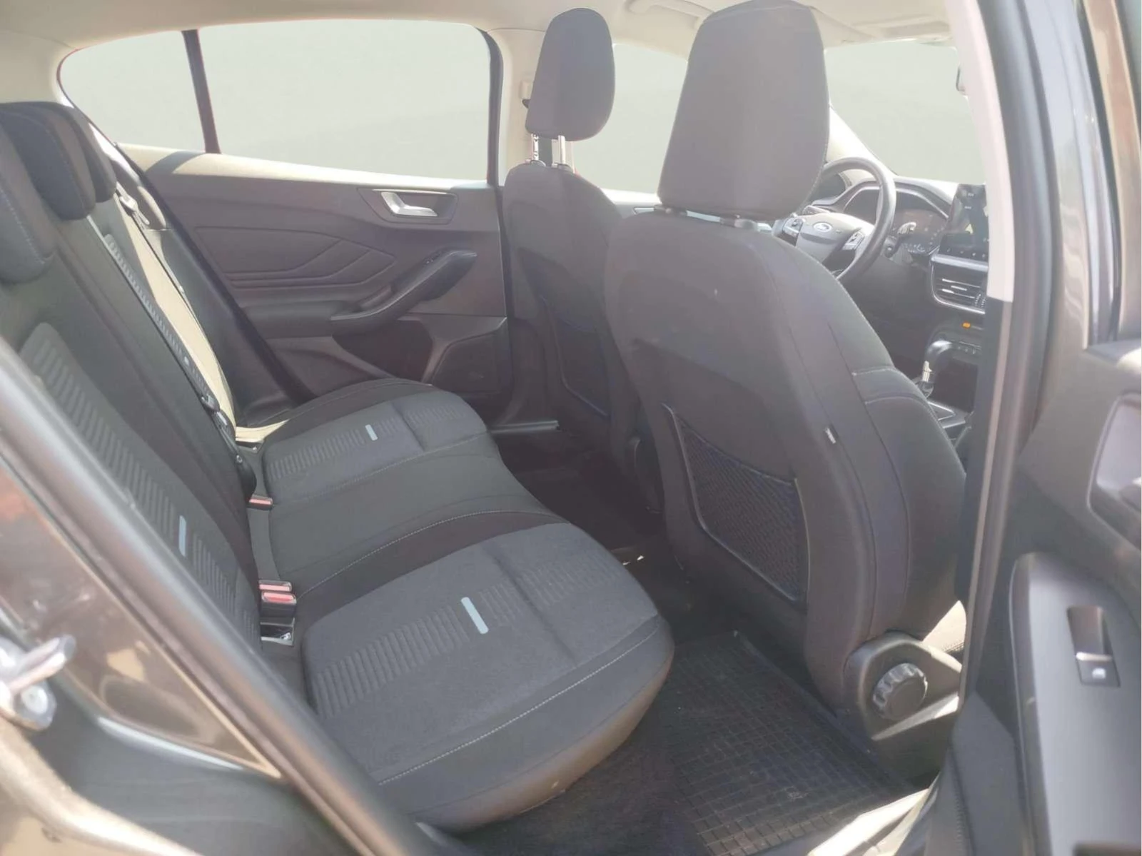Ford Focus 1.0 EcoBoost - изображение 10