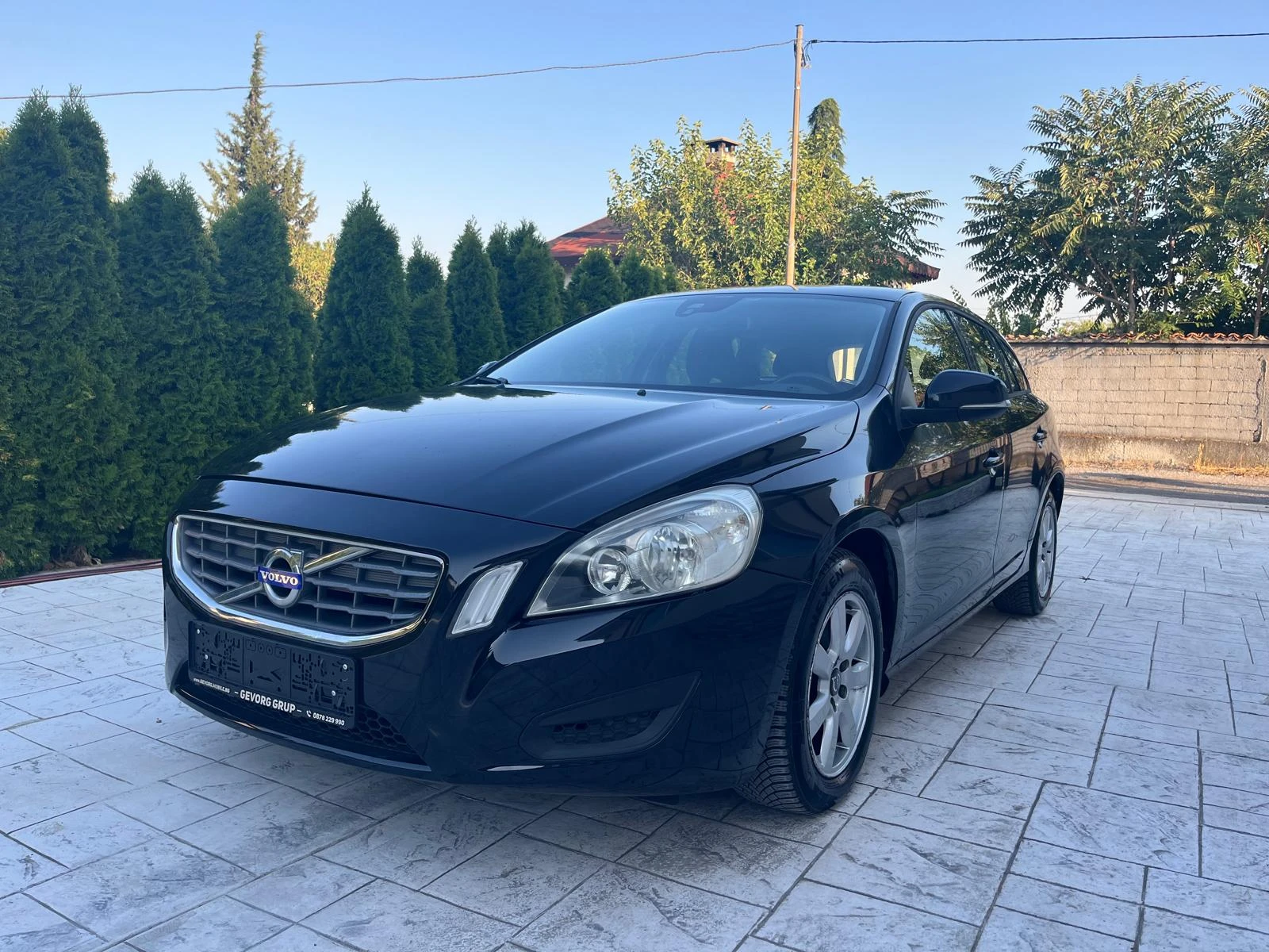 Volvo V60 1.6 D AVTO  | Mobile.bg — изображение 1