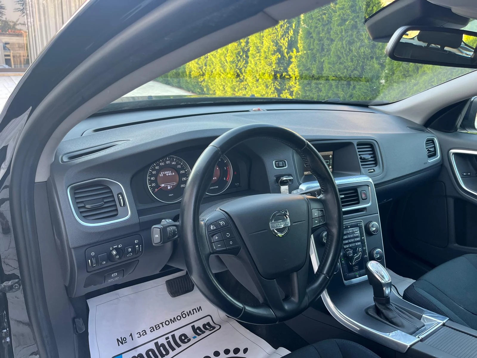 Volvo V60 1.6 D AVTO  | Mobile.bg — изображение 13