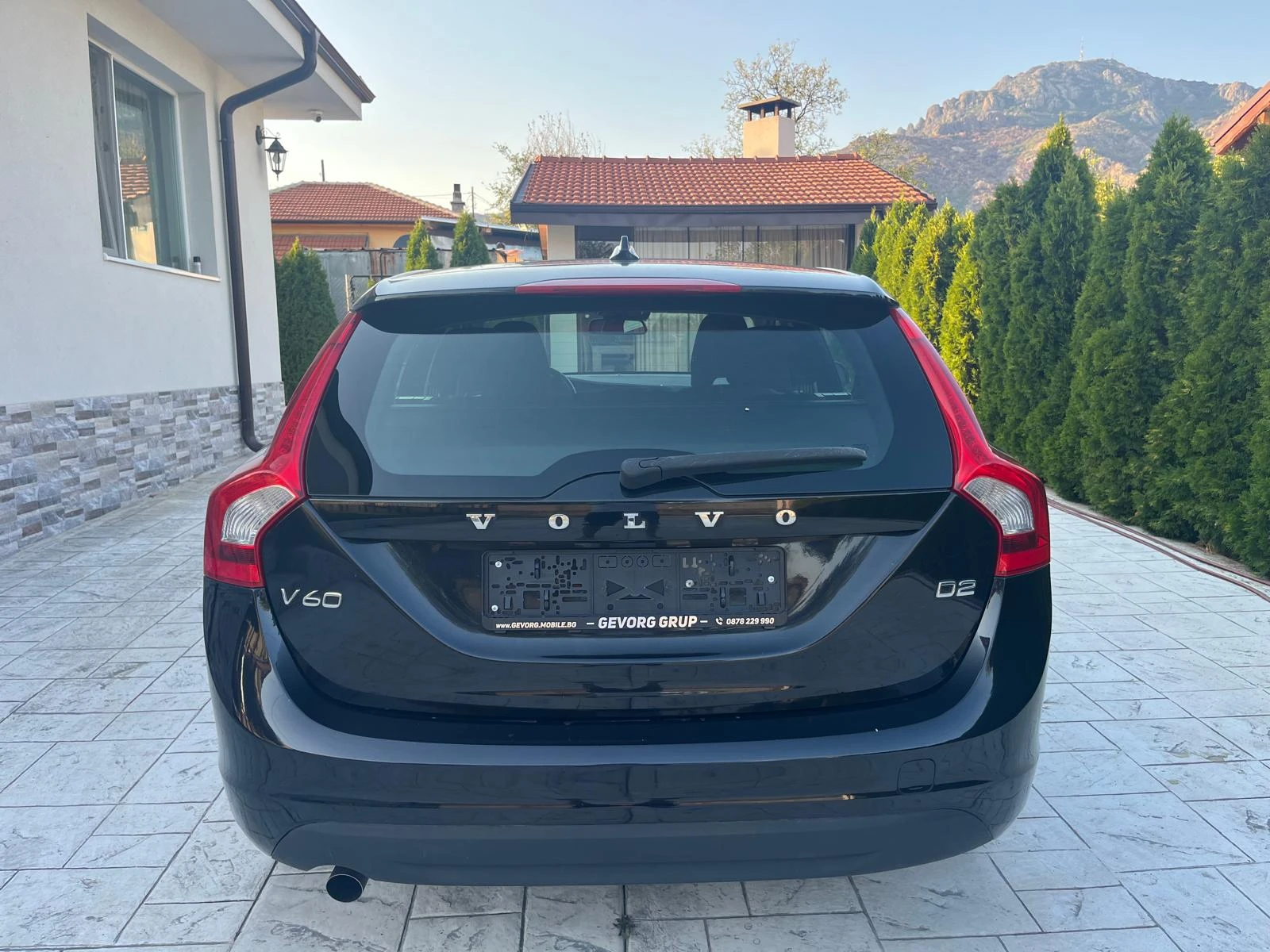 Volvo V60 1.6 D AVTO  - изображение 6