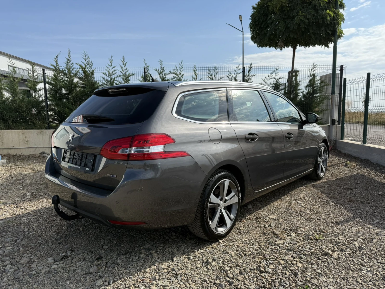 Peugeot 308 1.6 Blue-HDi Allure 🇫🇷 - изображение 5