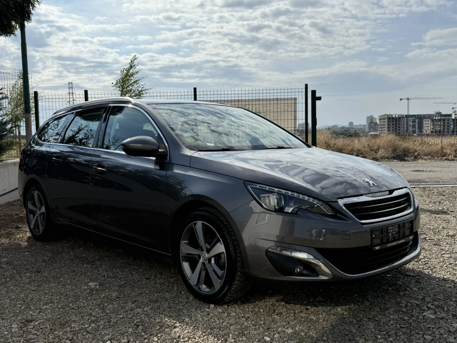 Peugeot 308 1.6 Blue-HDi Allure 🇫🇷 - изображение 3
