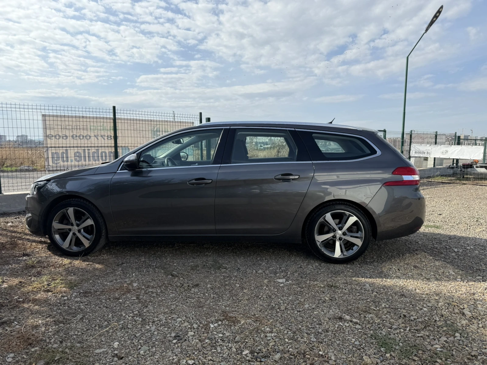 Peugeot 308 1.6 Blue-HDi Allure 🇫🇷 - изображение 7