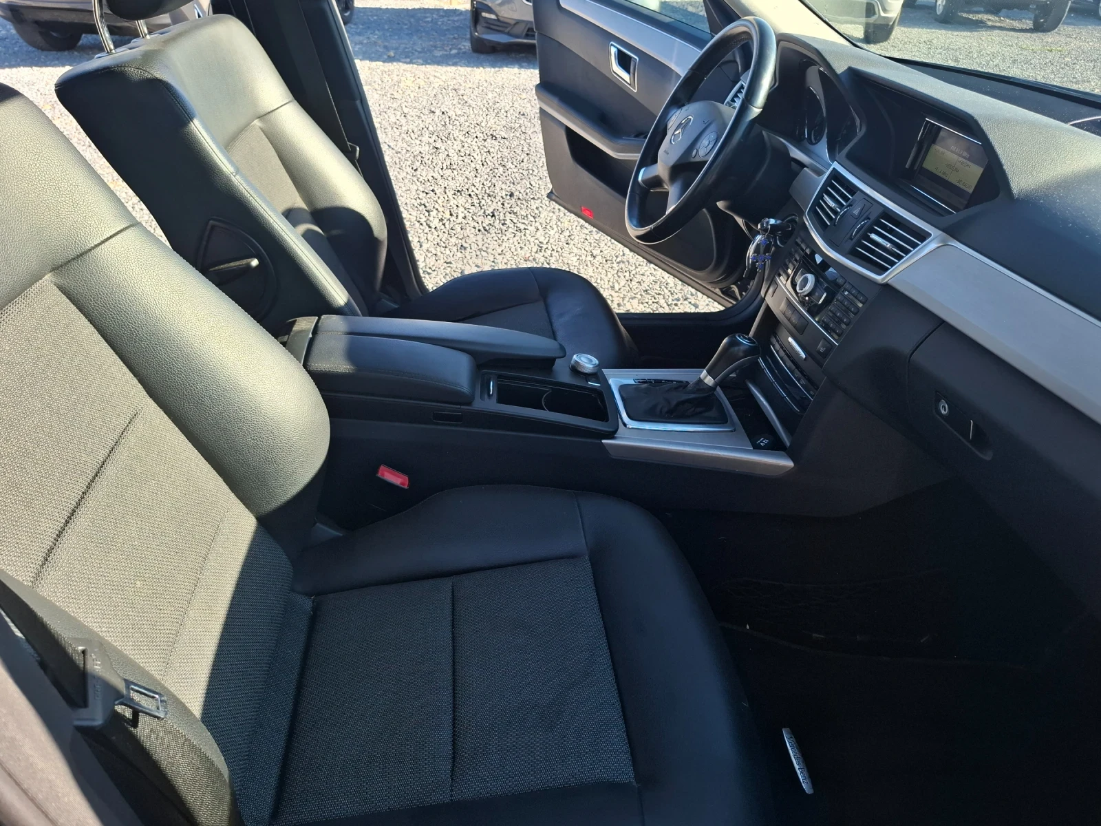 Mercedes-Benz E 200 | Mobile.bg   13
