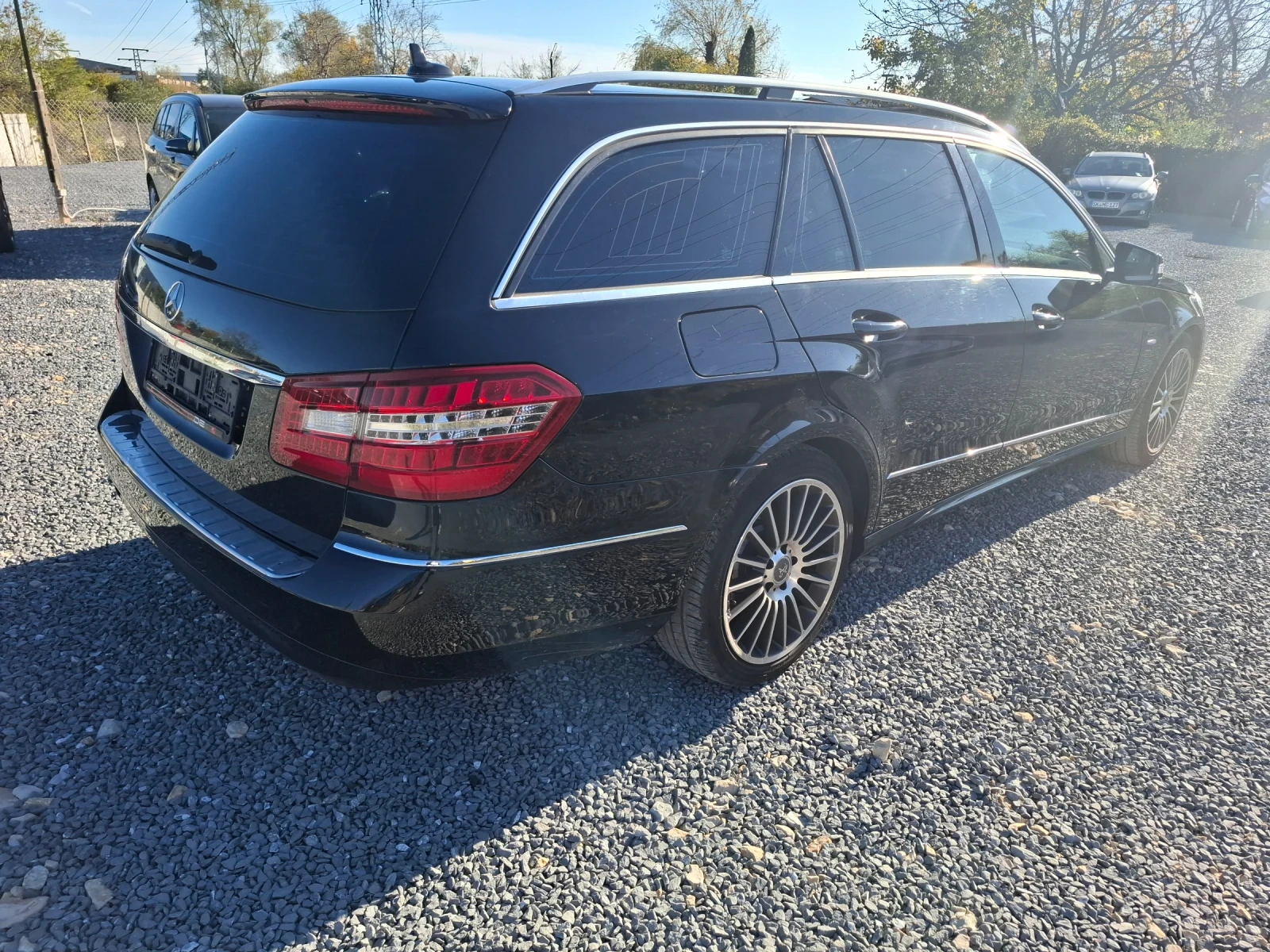 Mercedes-Benz E 200 | Mobile.bg   5