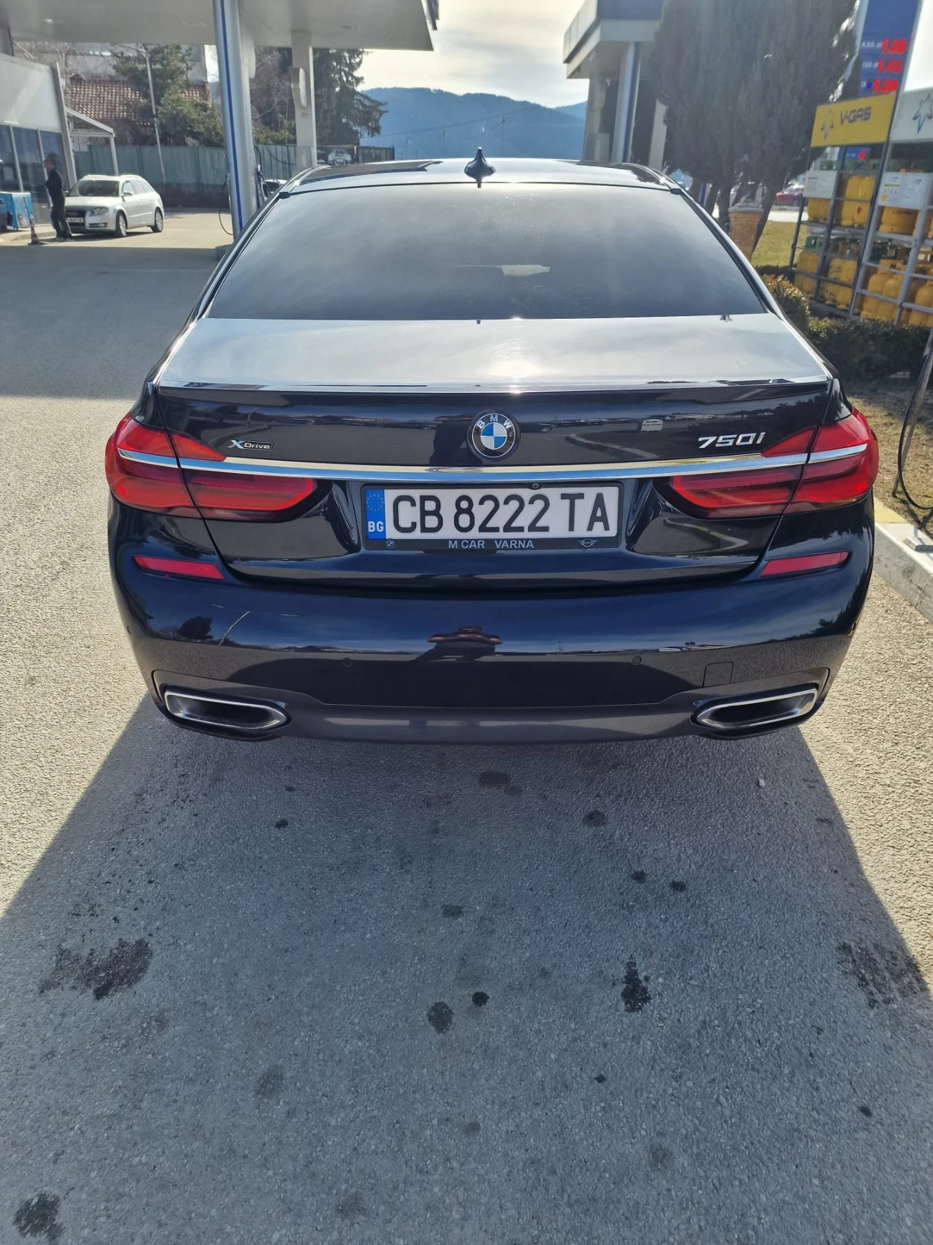 BMW 750 730D xDrive и 750i M-SPORT xDrive 2БРОЯ, снимка 7 - Автомобили и джипове - 53768080