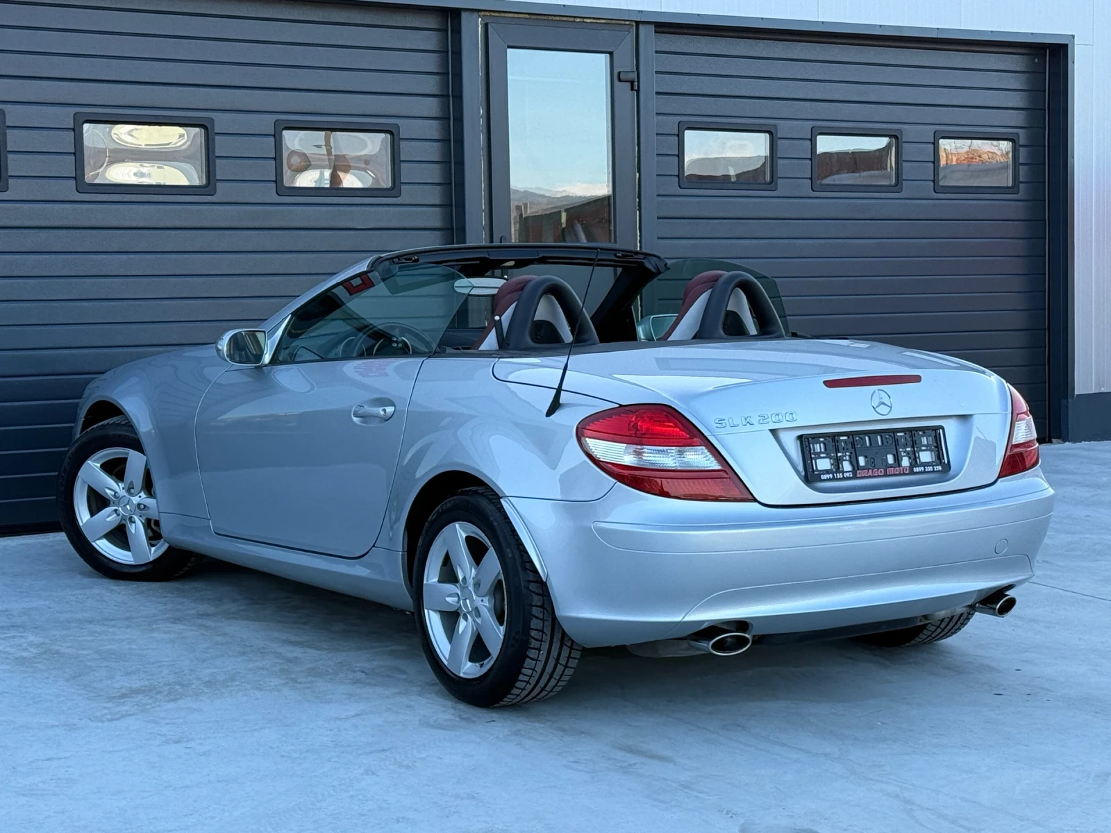 Mercedes-Benz SLK 200 Kompressor, Автоматик, * Червена Кожа* Уникат!, снимка 4 - Автомобили и джипове - 53825864