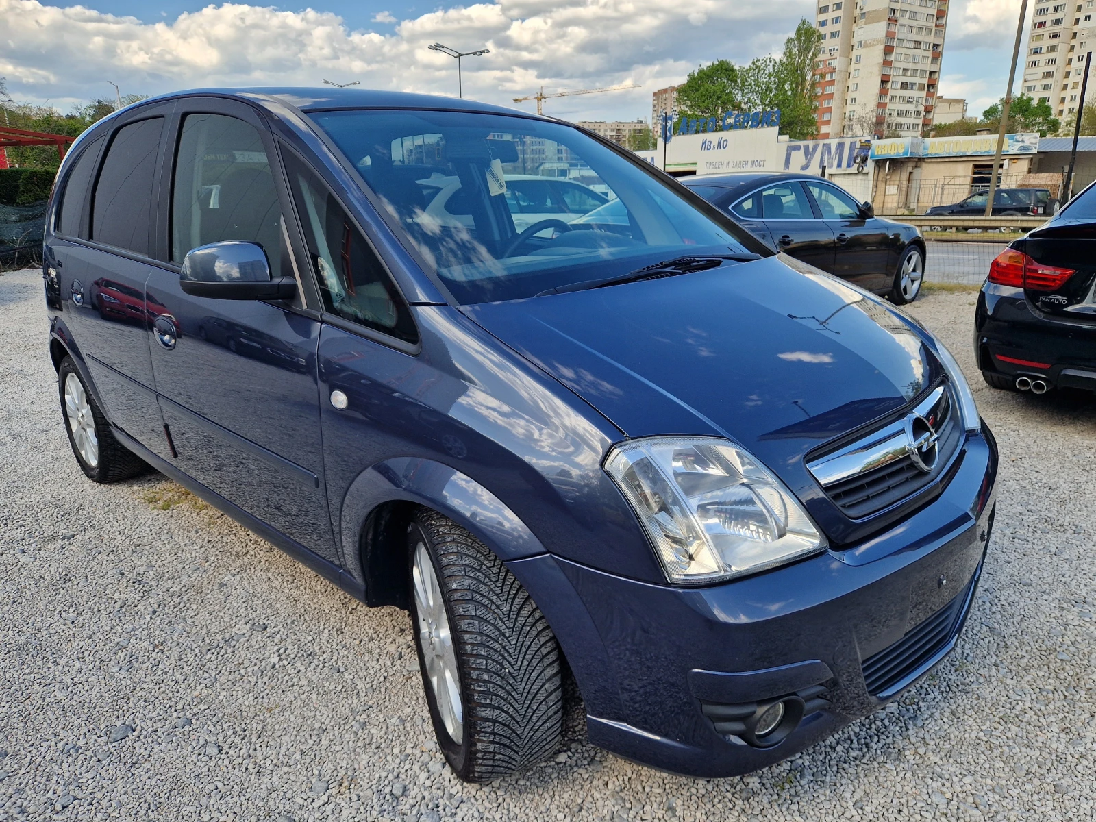 Opel Meriva 1.4 i, снимка 3 - Автомобили и джипове - 54341378