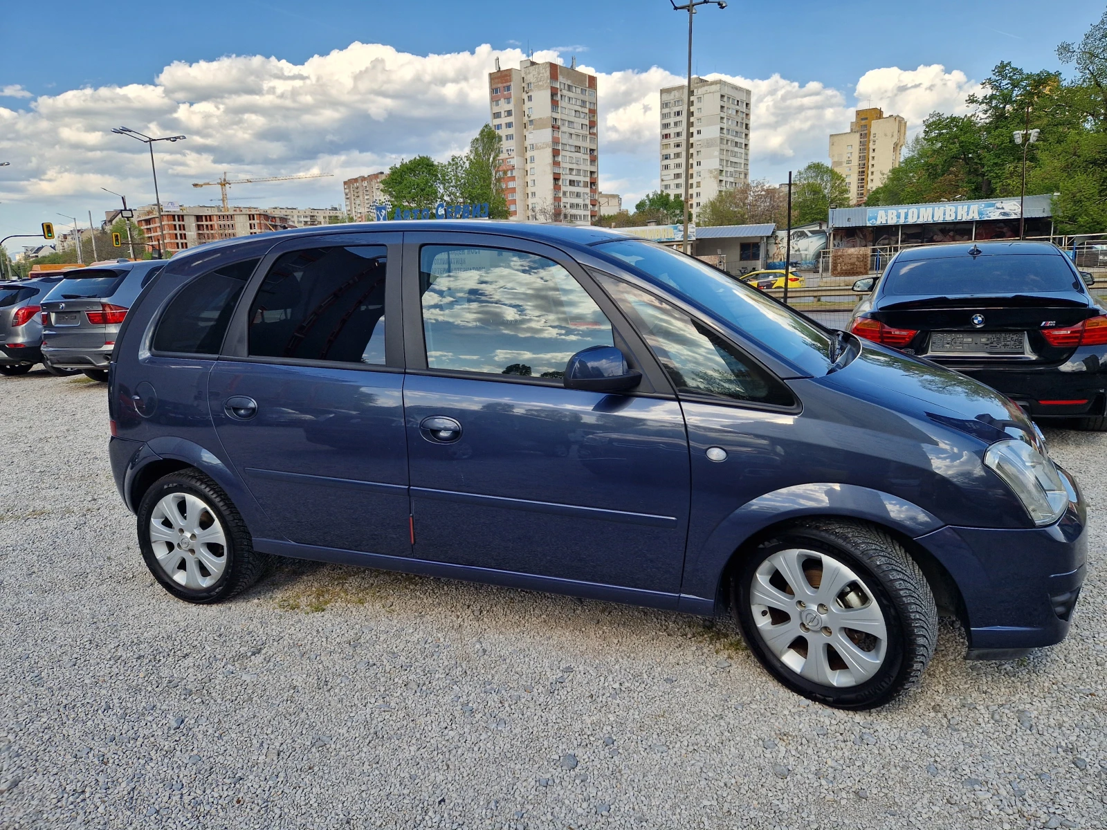 Opel Meriva 1.4 i, снимка 4 - Автомобили и джипове - 54341378